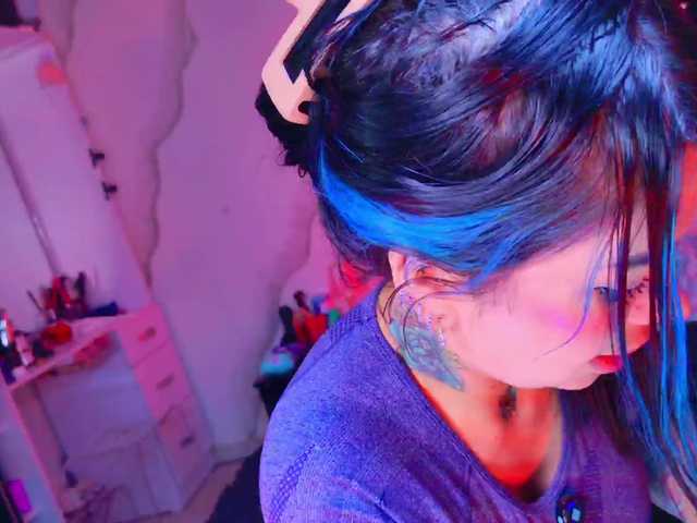kkole17x live cam on BongaCams