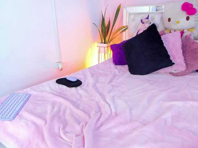 Candace-Hill1 live cam on BongaCams