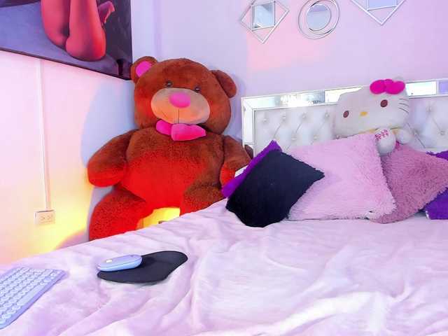 Candace-Hill1 live webcam show