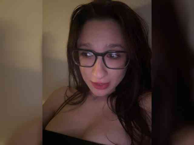 Lanochkakiss webcam