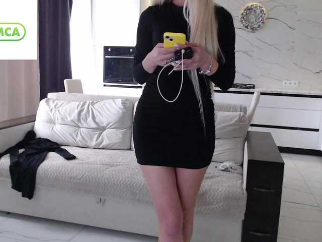 Elsa77's BongaCams show and profile