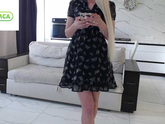 Elsa77 live cam on BongaCams