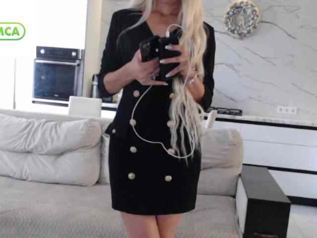 Model: Elsa77