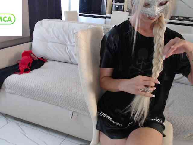 Elsa77 webcam