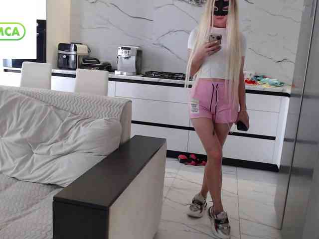 Elsa77 webcam