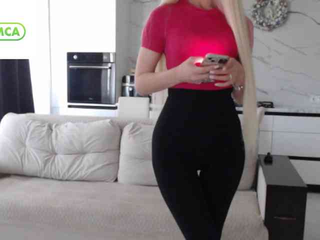 Ce modèle est en direct maintenant. Elsa77