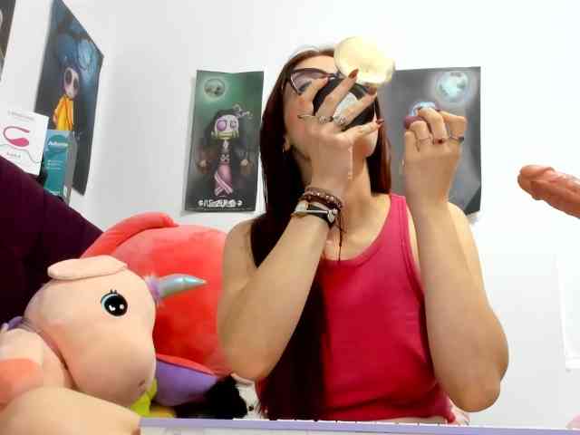 cherry2910 webcam