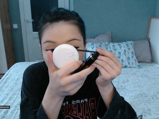 Hugo-Min live cam on BongaCams