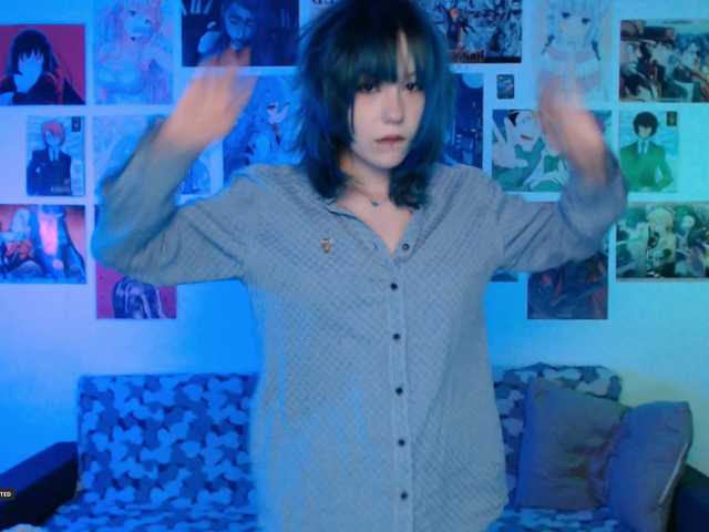 Hugo-Min live cam on BongaCams