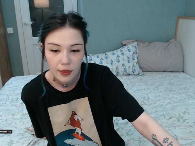 Hugo-Min live cam on BongaCams