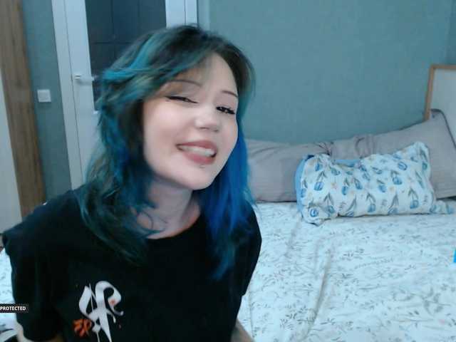 Hugo-Min live cam on BongaCams