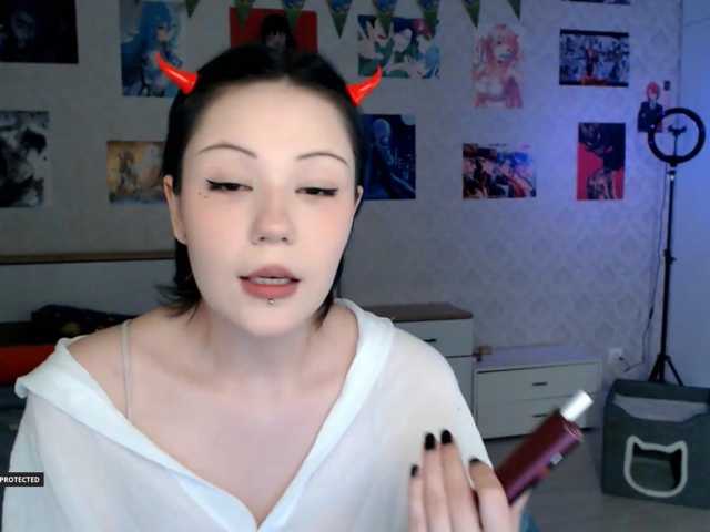 Hugo-Min live cam on BongaCams