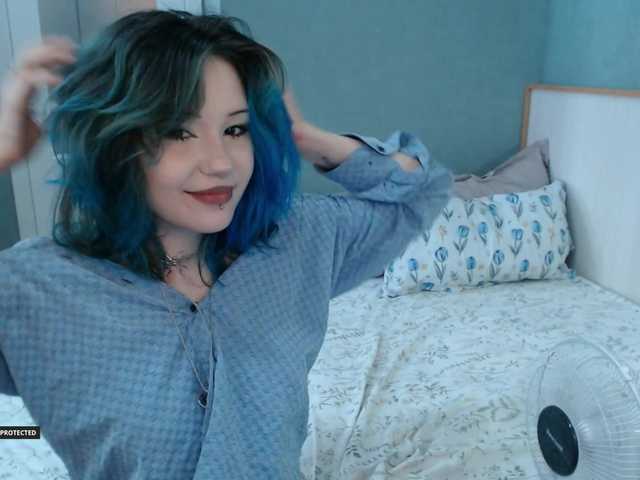 Hugo-Min live cam on BongaCams