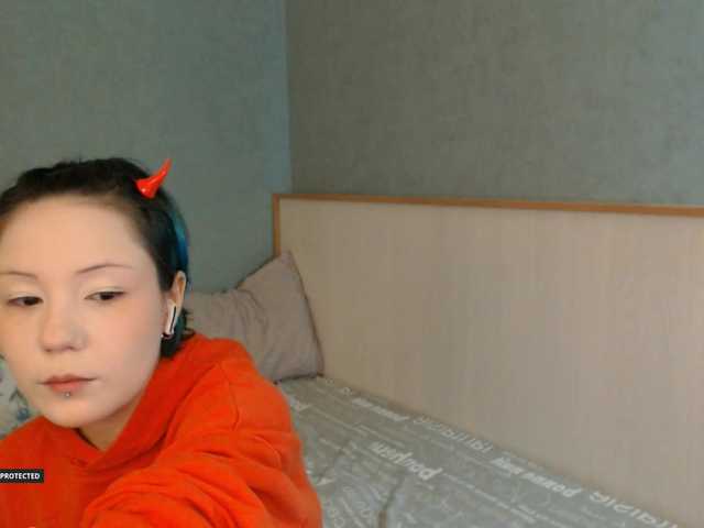Hugo-Min live cam on BongaCams