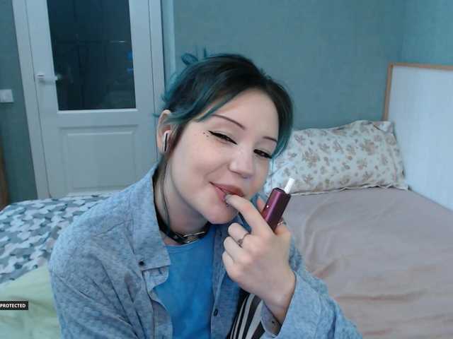 Hugo-Min live cam on BongaCams