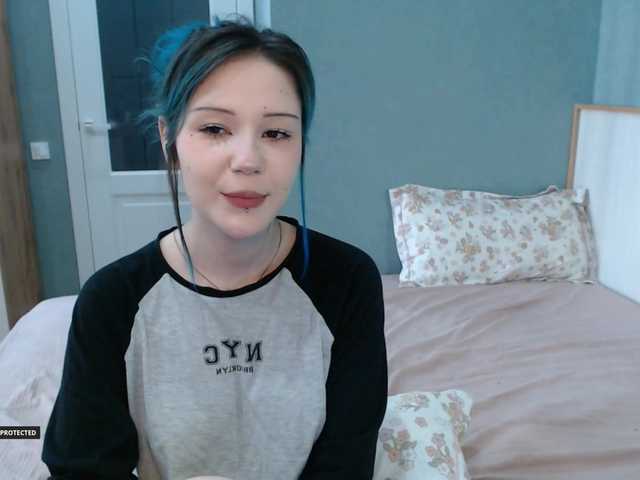 Hugo-Min live cam on BongaCams