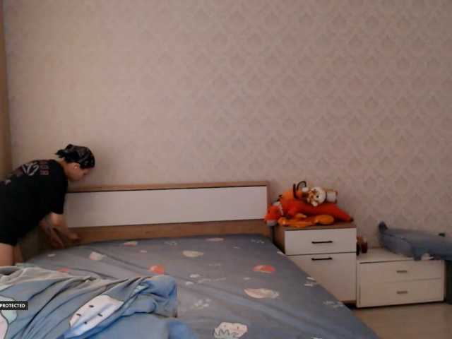 Hugo-Min, en vivo ahora en BongaCams