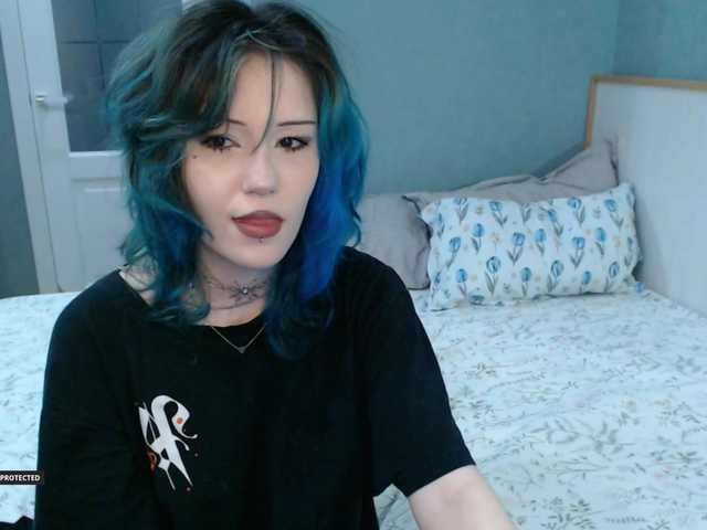 Hugo-Min live cam on BongaCams
