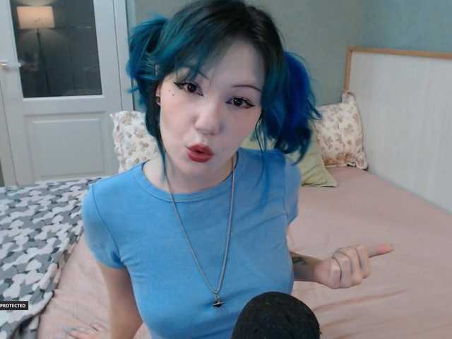 Hugo-Min live cam on BongaCams