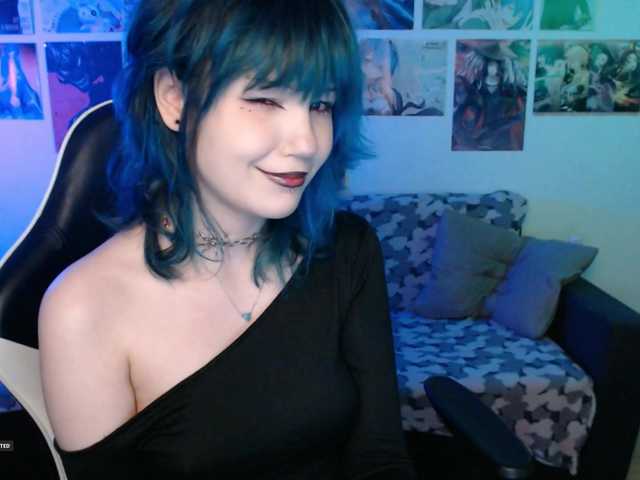 Hugo-Min live cam on BongaCams