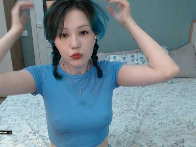 Hugo-Min live cam on BongaCams