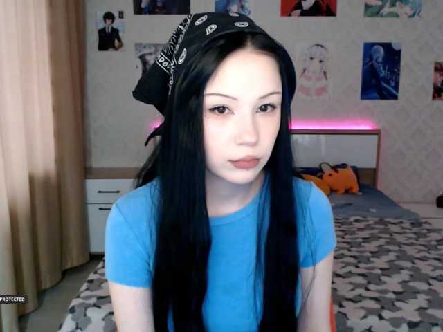 Hugo-Min live cam on BongaCams