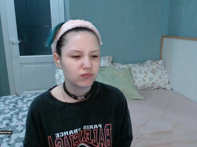 Hugo-Min live cam on BongaCams
