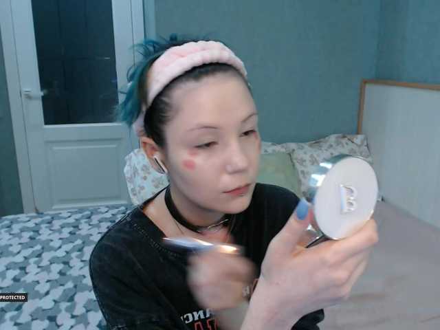 Hugo-Min live cam on BongaCams