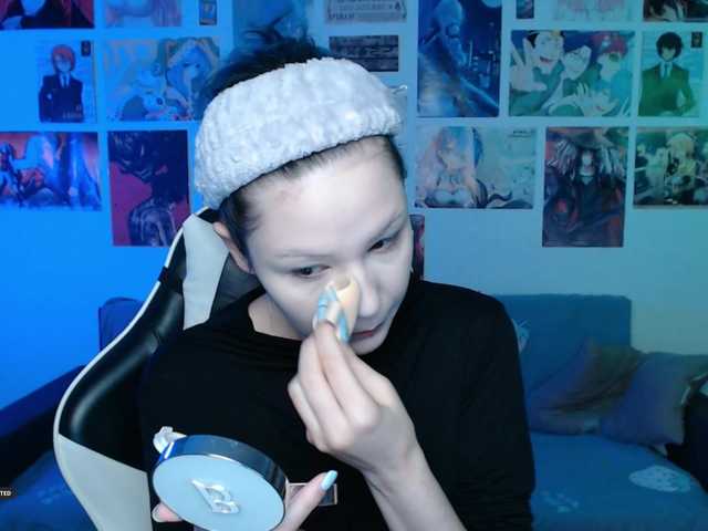 Hugo-Min live cam on BongaCams