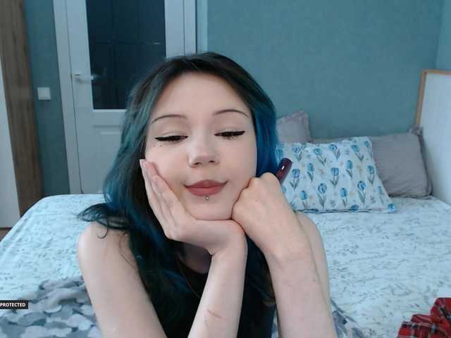 Hugo-Min live cam on BongaCams