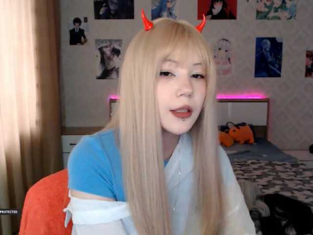 Hugo-Min live cam on BongaCams