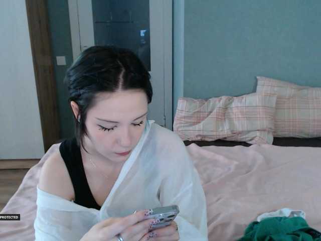 Hugo-Min live cam on BongaCams