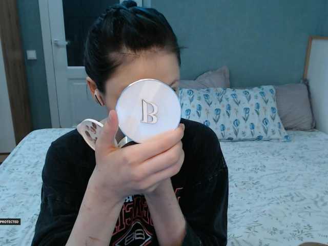 Hugo-Min live cam on BongaCams