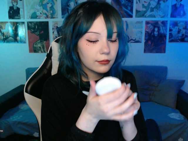 Hugo-Min live cam on BongaCams