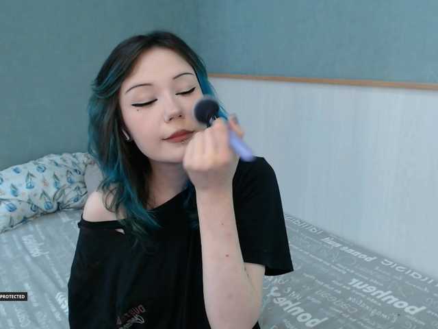Hugo-Min live cam on BongaCams