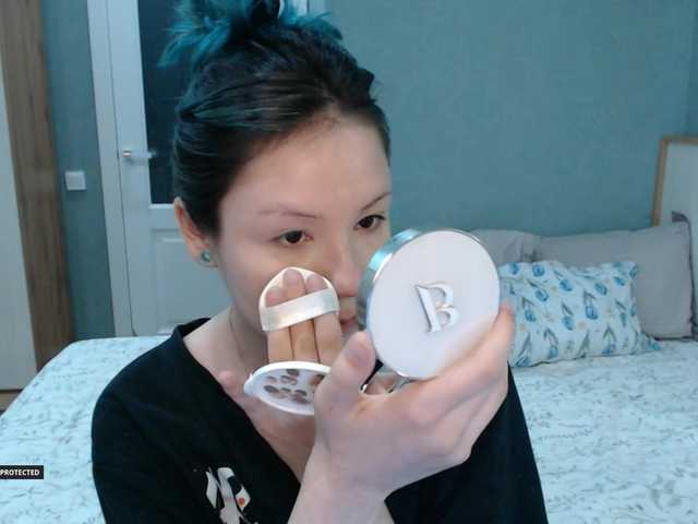 Hugo-Min live cam on BongaCams