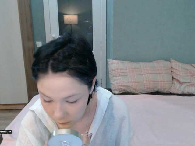 Hugo-Min live cam on BongaCams