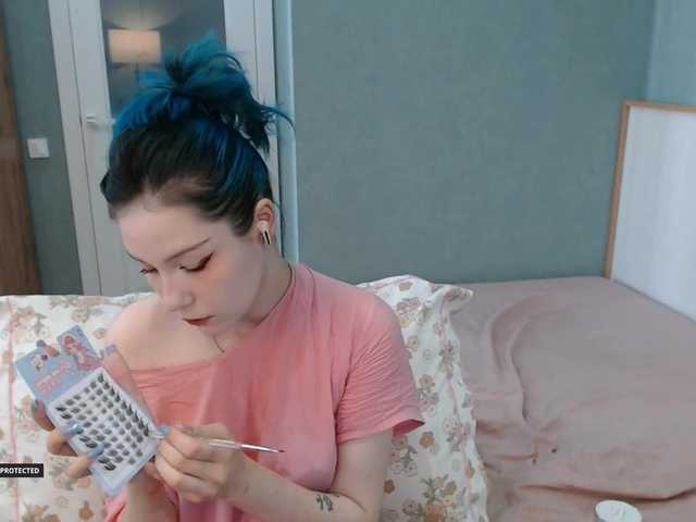 Hugo-Min live webcam show