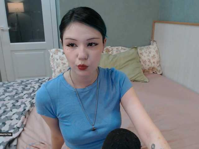 Hugo-Min live cam on BongaCams