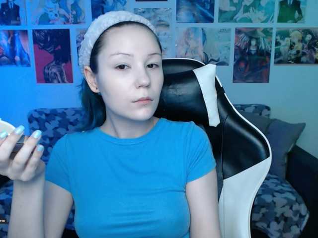 Hugo-Min live cam on BongaCams
