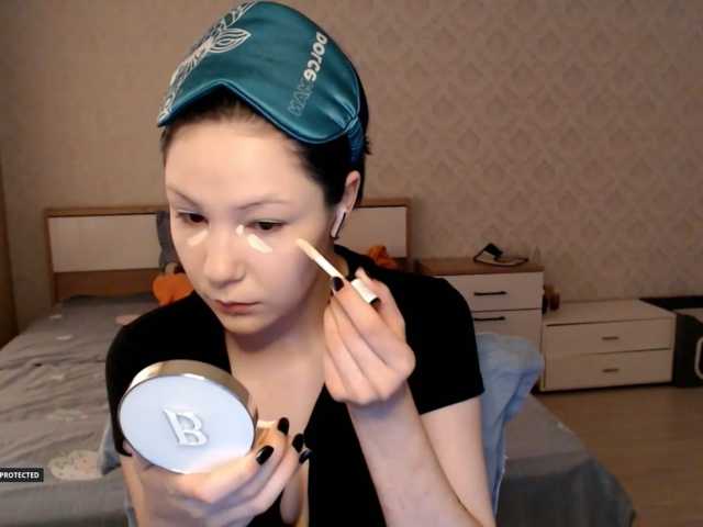 Hugo-Min live cam on BongaCams