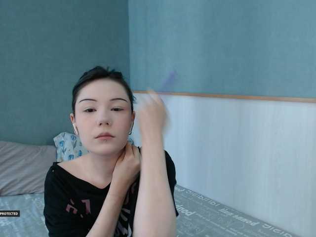 Hugo-Min live cam on BongaCams