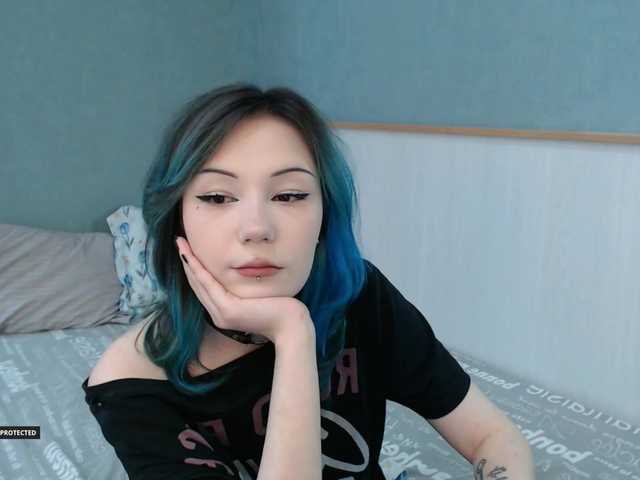 Hugo-Min live cam on BongaCams