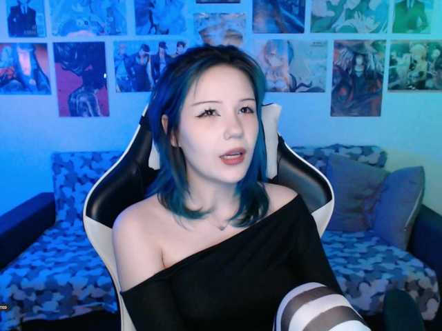 Hugo-Min live cam on BongaCams