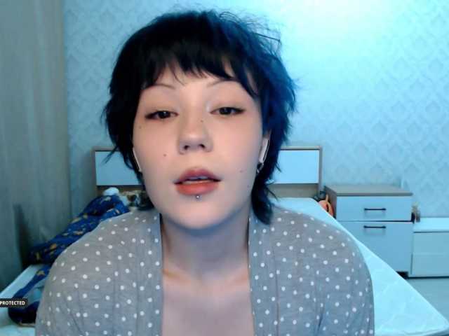 Hugo-Min live cam on BongaCams