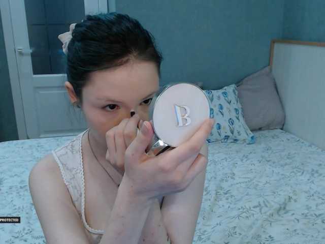 Hugo-Min live cam on BongaCams