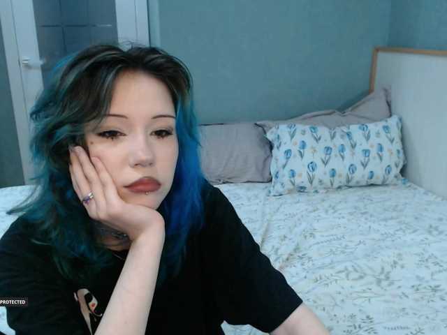 Hugo-Min live cam on BongaCams