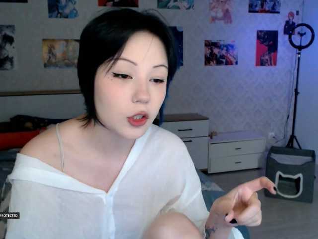 Hugo-Min live cam on BongaCams