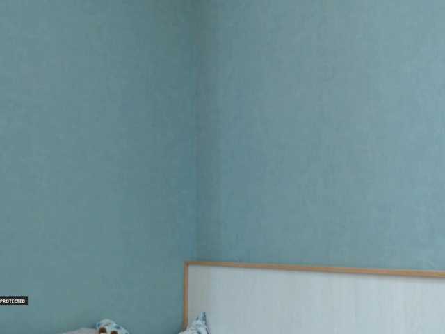 Hugo-Min live cam on BongaCams