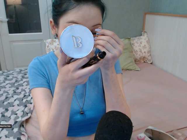 Hugo-Min live cam on BongaCams